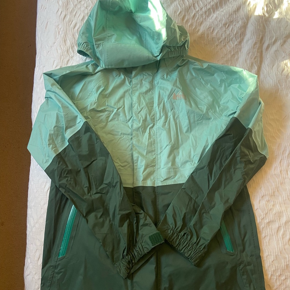 Rei girls rain jacket/ windbreaker